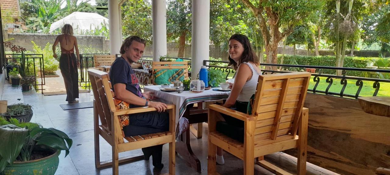 Aivilo Home Entebbe Dış mekan fotoğraf