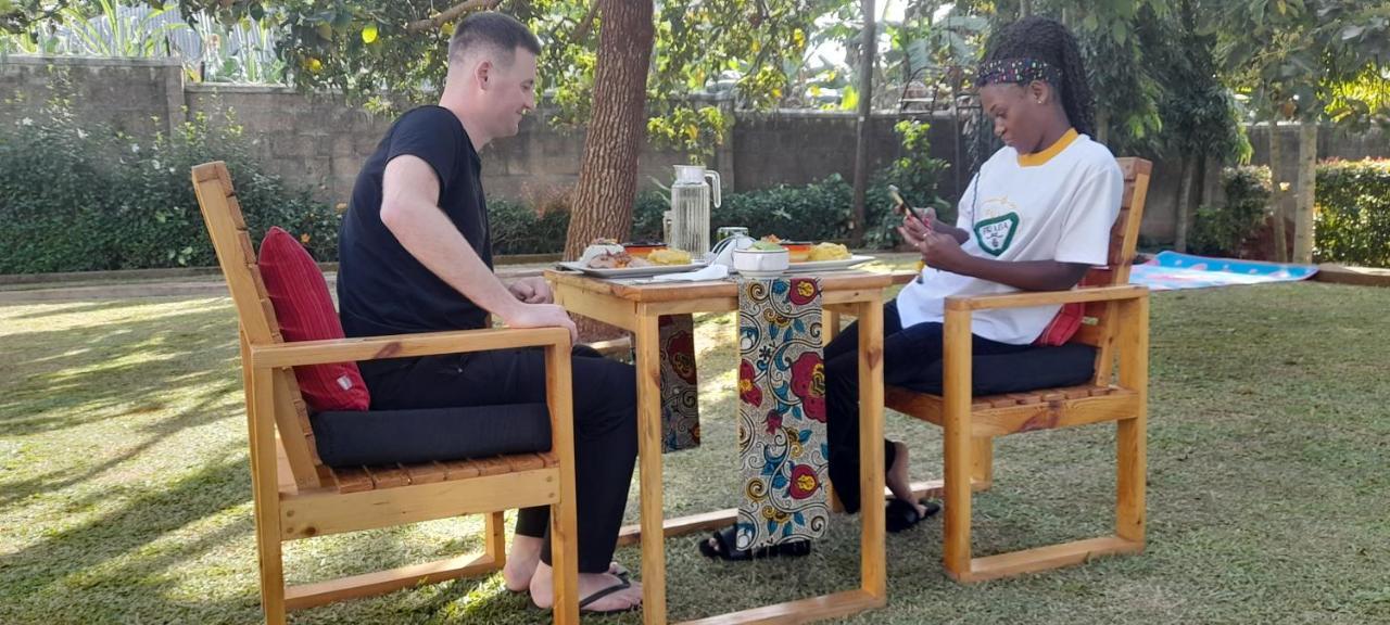 Aivilo Home Entebbe Dış mekan fotoğraf
