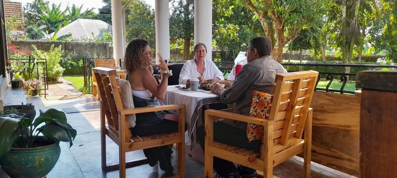 Aivilo Home Entebbe Dış mekan fotoğraf