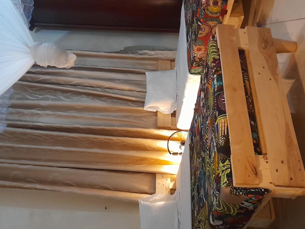 Aivilo Home Entebbe Dış mekan fotoğraf