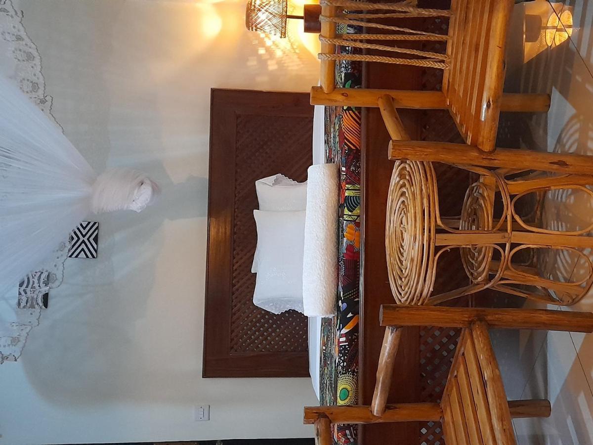 Aivilo Home Entebbe Dış mekan fotoğraf