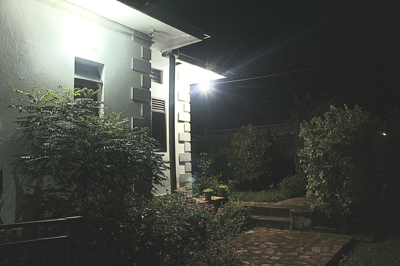 Aivilo Home Entebbe Dış mekan fotoğraf
