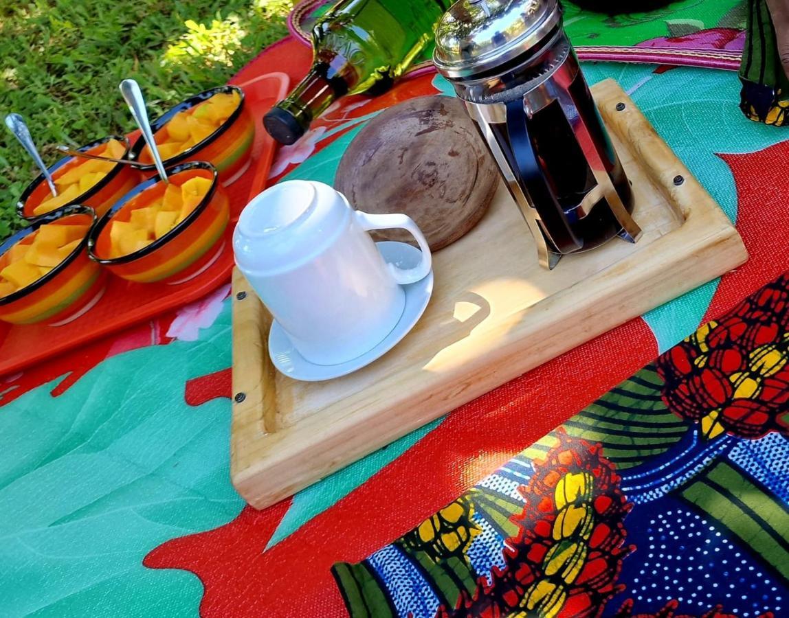 Aivilo Home Entebbe Dış mekan fotoğraf